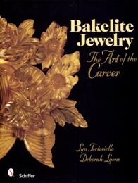 Bakelite Jewelry. The art of the Carver